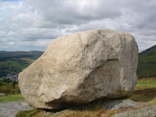 Rüyada Kaya Görmek Rüya Yorumu ve Anlamı